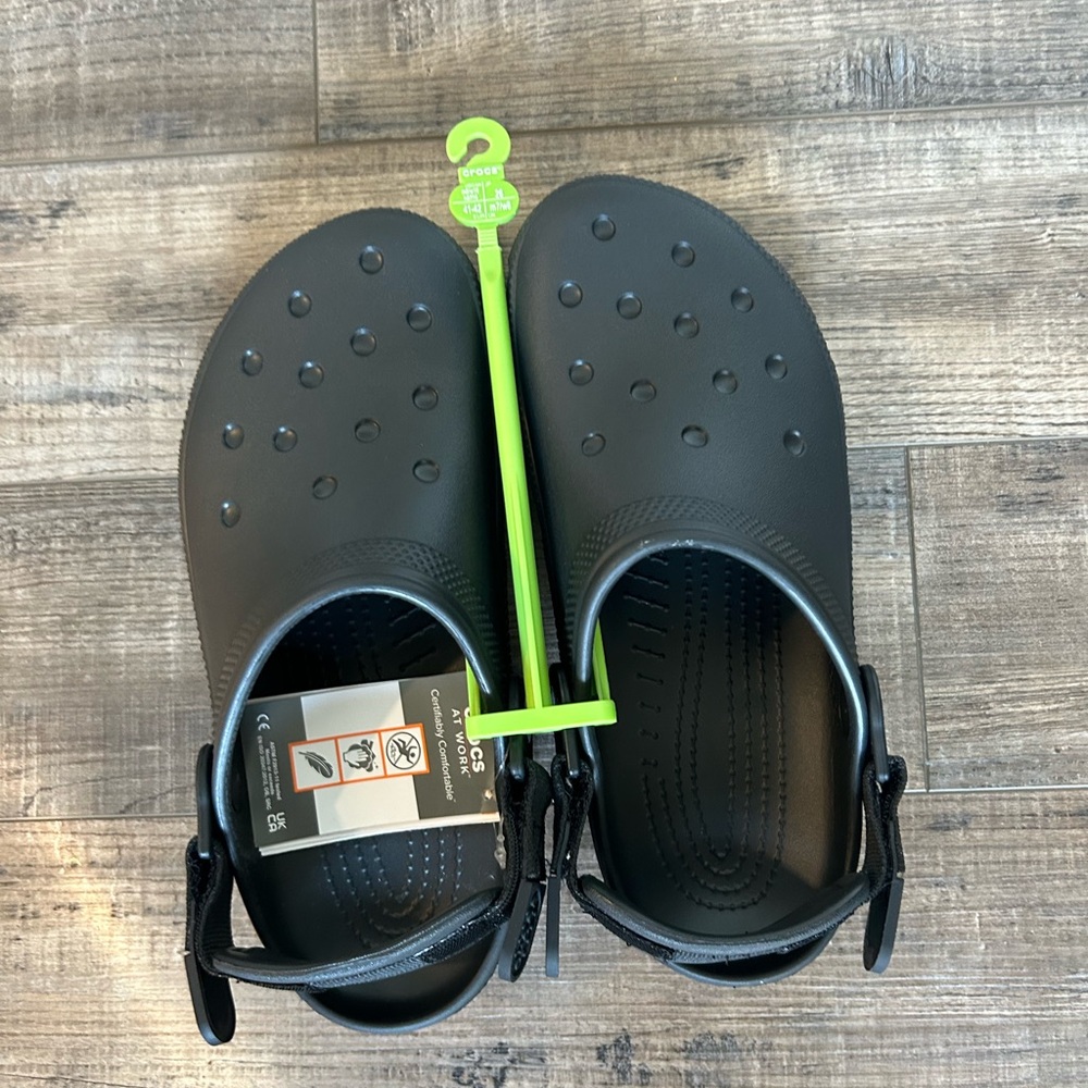 Non slip work croc